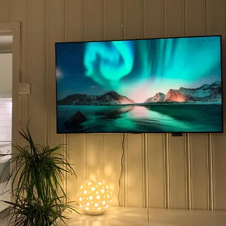 Private House-terrace-garden -parking-wifi-smarttv